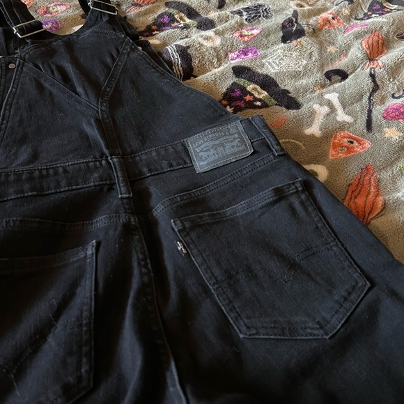 Black Levi’s Skinny Denim Overalls Size W29” - Picture 4 of 7